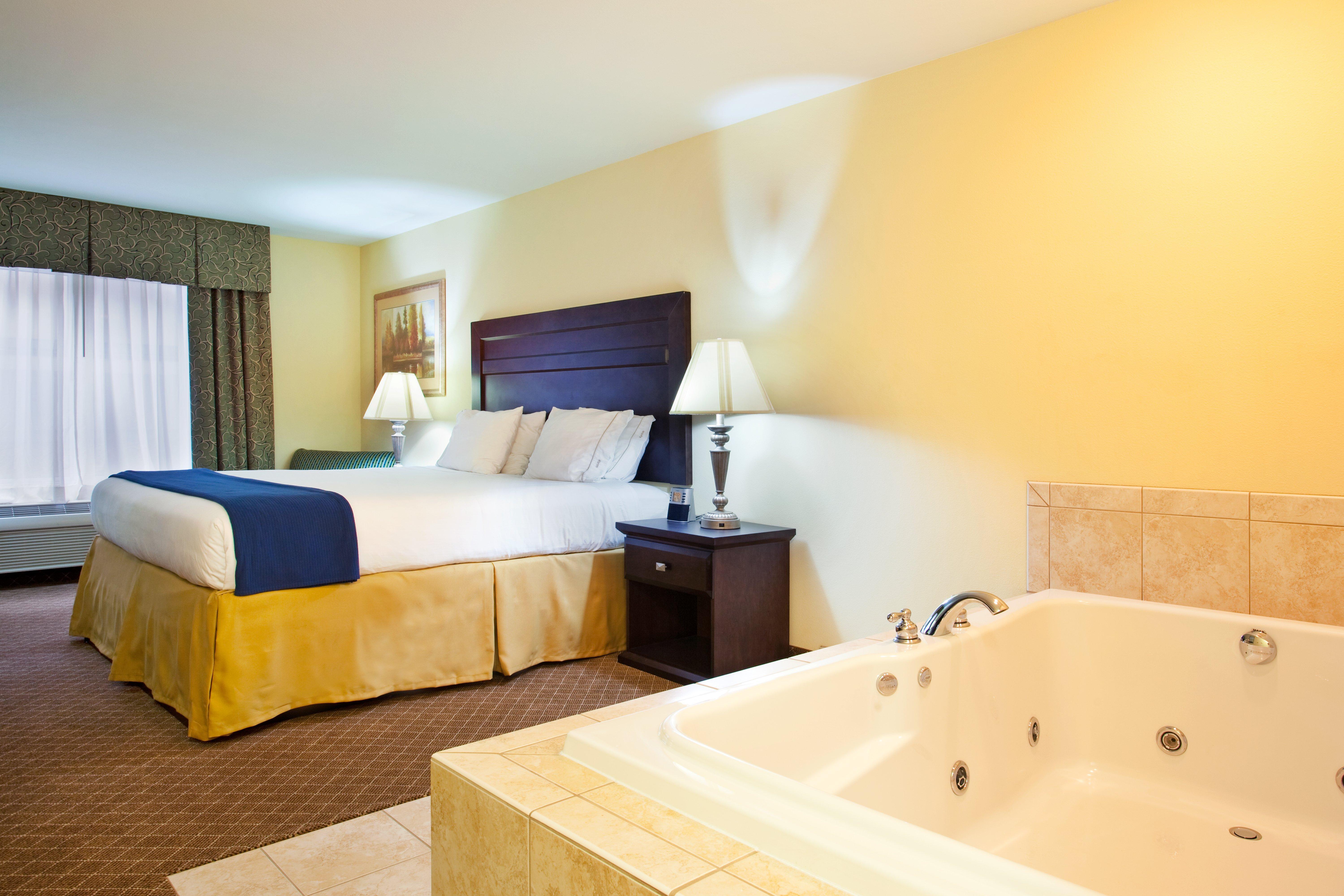 Holiday Inn Express Hotel & Suites Chicago South Lansing By Ihg Екстериор снимка