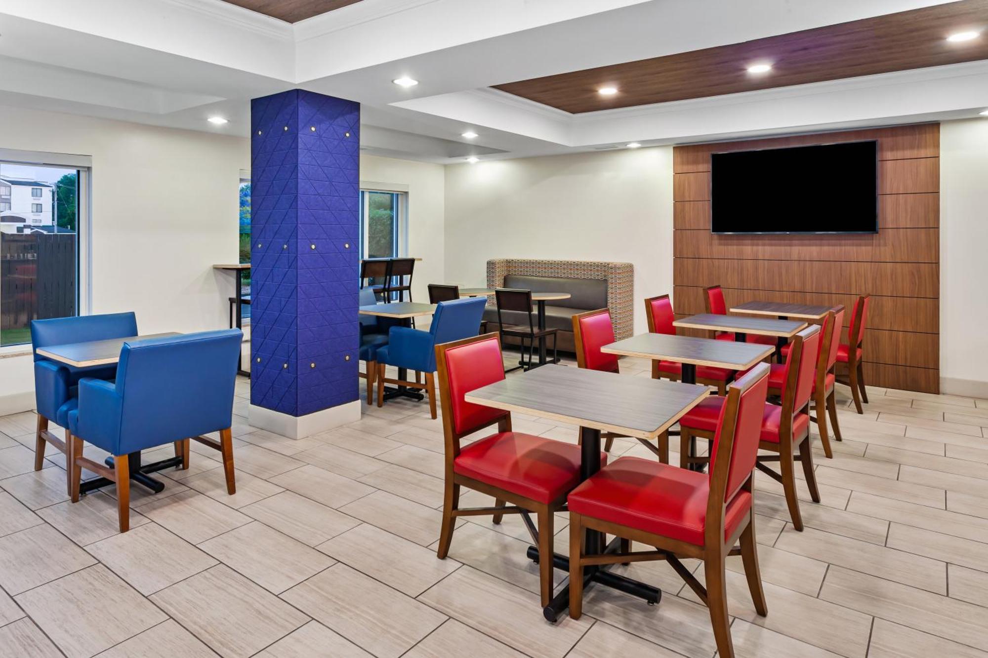 Holiday Inn Express Hotel & Suites Chicago South Lansing By Ihg Екстериор снимка