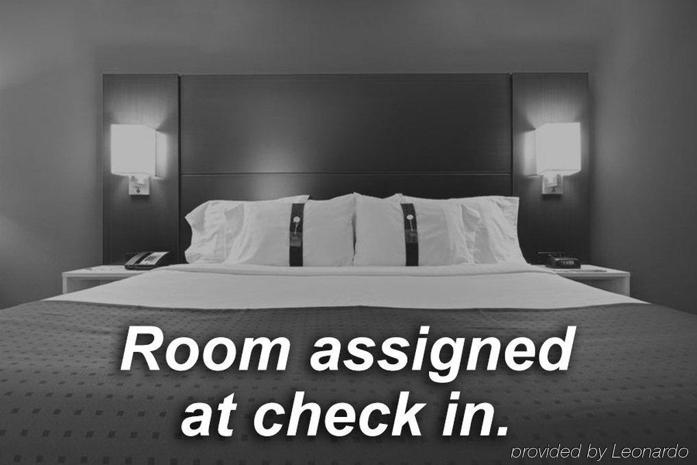 Holiday Inn Express Hotel & Suites Chicago South Lansing By Ihg Екстериор снимка